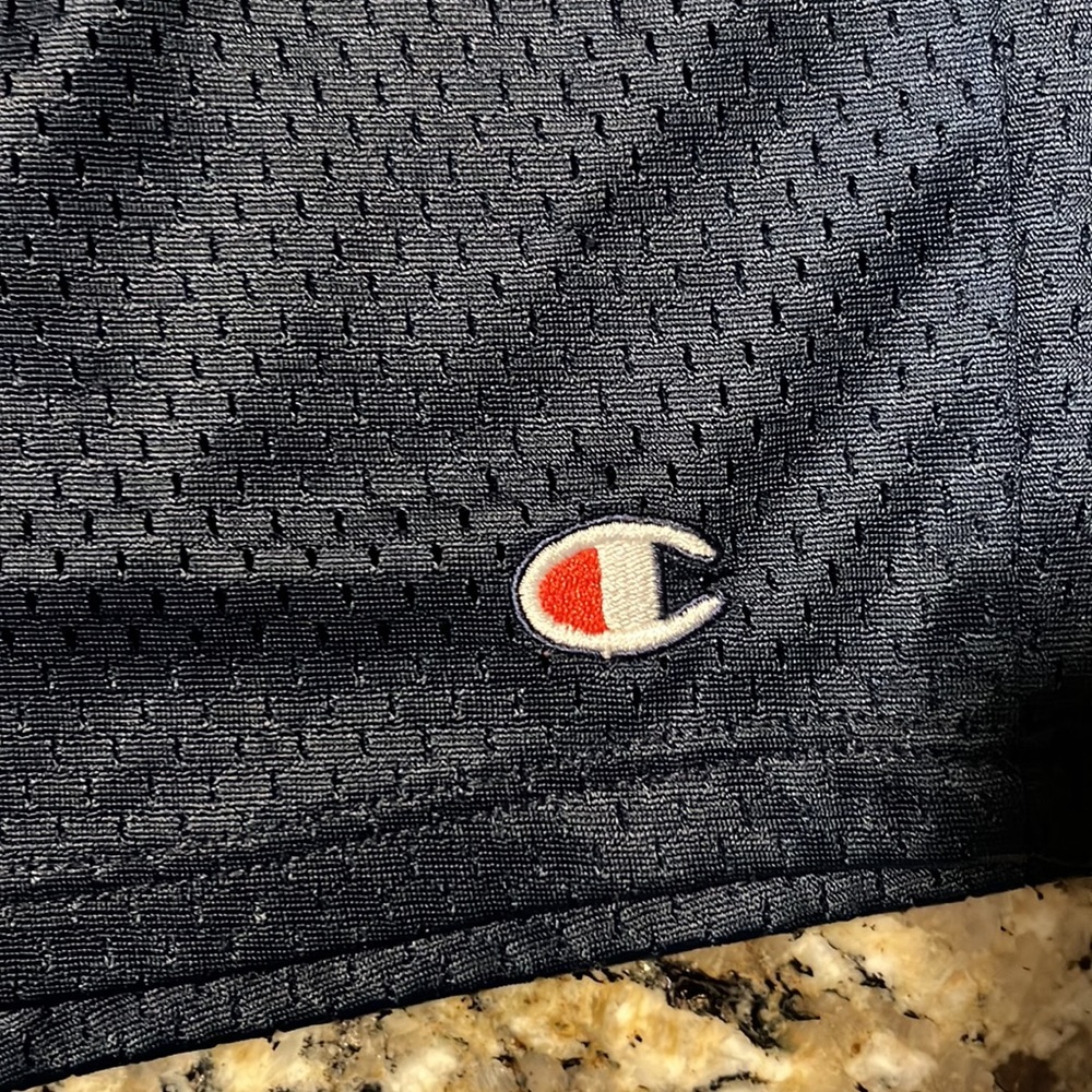 Shorts - Picture 2 of 4